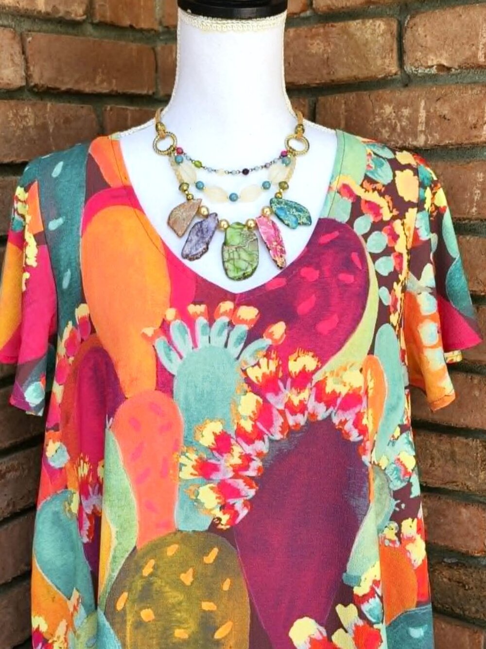 Judith March Dress. Colorful Floral Pattern. Size M. - Picture 4 of 10